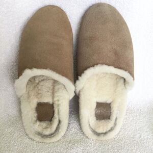 BEEK Shearling Slippers Size 8 Closed Toe Clogs Suede Anthropology Tan Soft Vamp